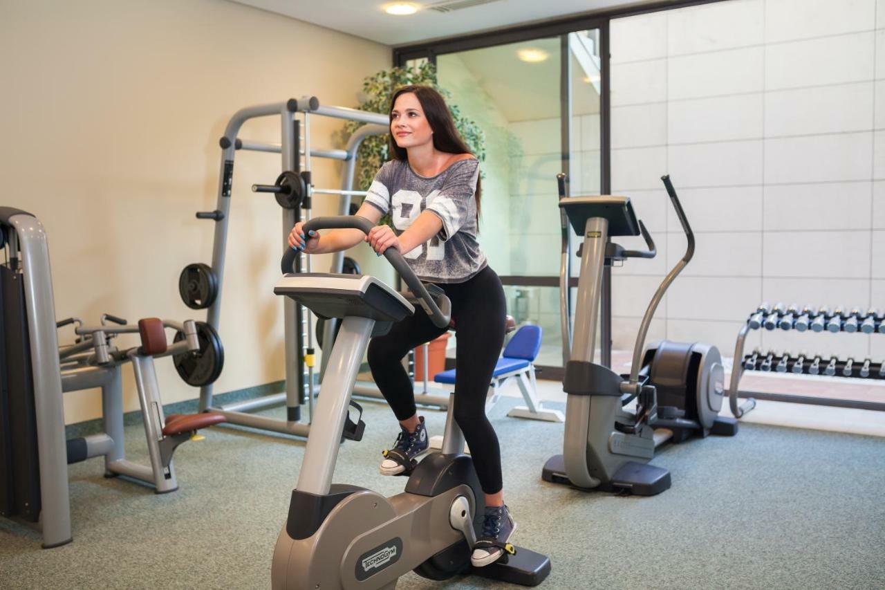 Bretanide Sport & Wellness Resort Бол Екстериор снимка