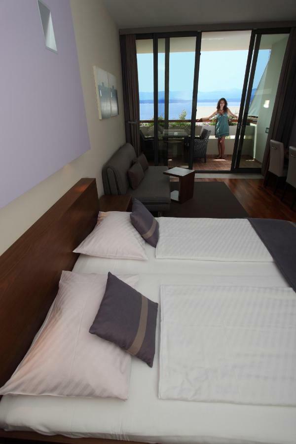 Bretanide Sport & Wellness Resort Бол Екстериор снимка